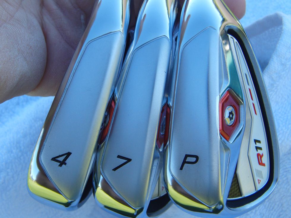 taylormade_r11_irons_soles.jpg