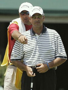 Rocco Mediate Talks with his Caddie
