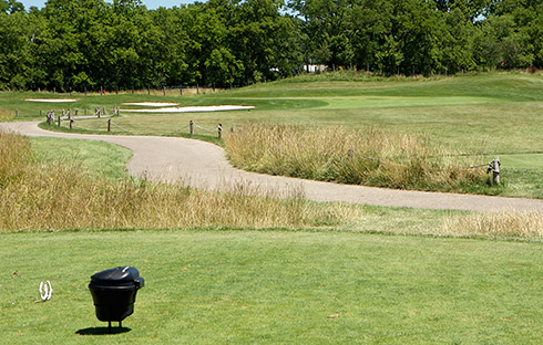 Windy Knoll 02 Tee