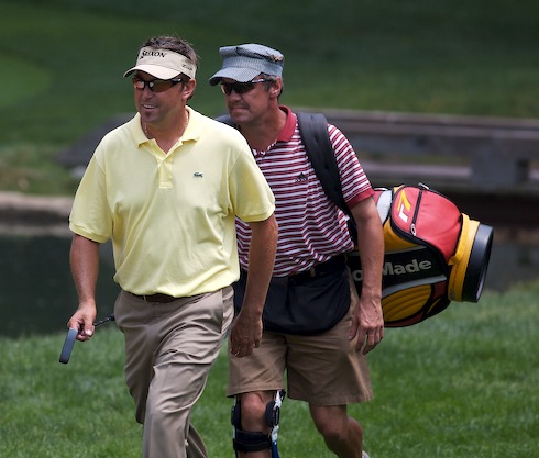 2K7 Memorial Robert Allenby And Caddie
