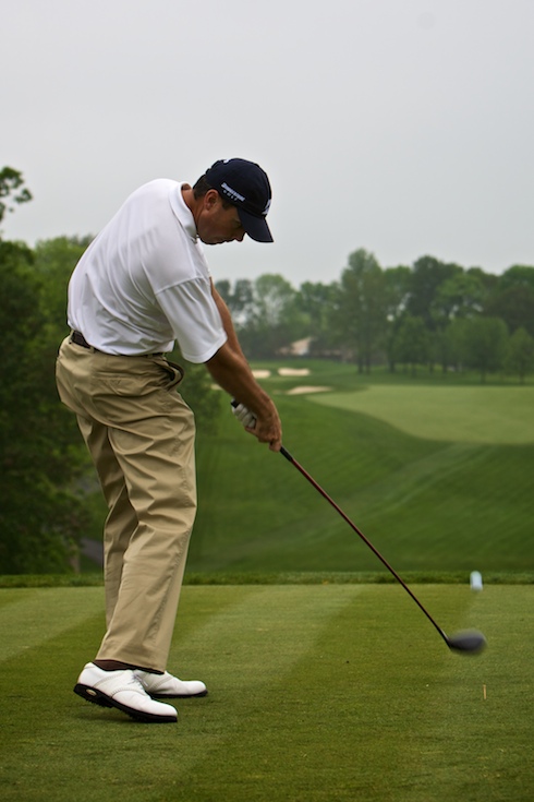 Matt Kuchar Driving off 10