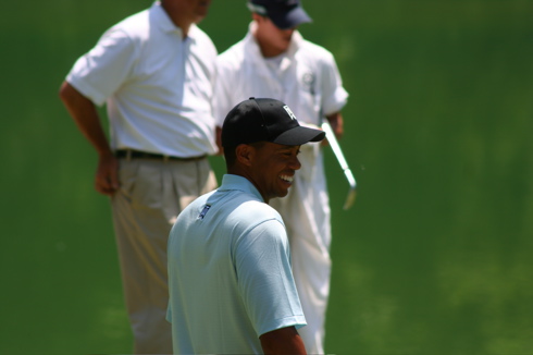 Memorial Tiger Woods Happy