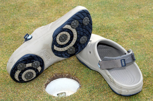 crocs golf sandals