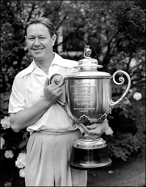 Resultado de imagem para In 1945, professional golfer Byron Nelson