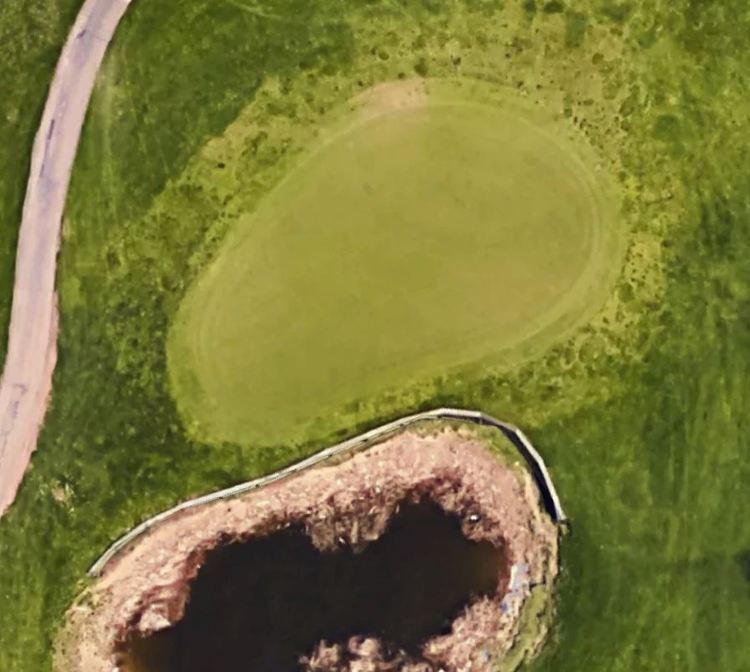 Par 3.JPG